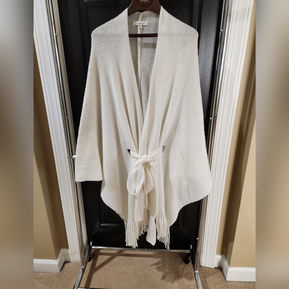 Francesca’s Poncho Winter White Fringe Boho KnitCream Cardigan Layering Shawl OS